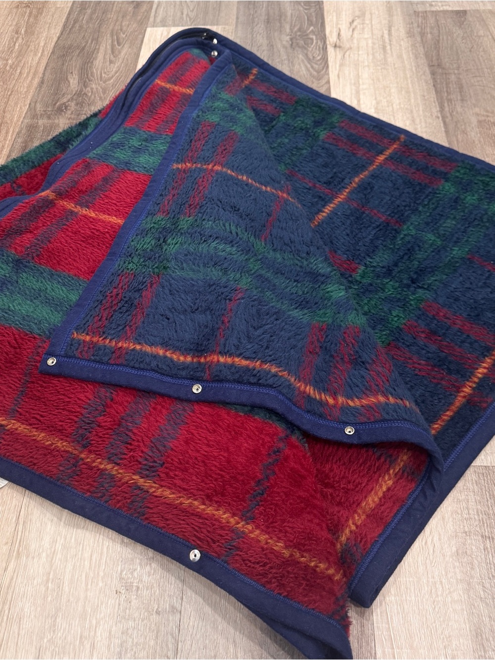 Vintage Biederlack Stadium Blanket Reversible Plaid Throw Navy Red Fleece Cozy